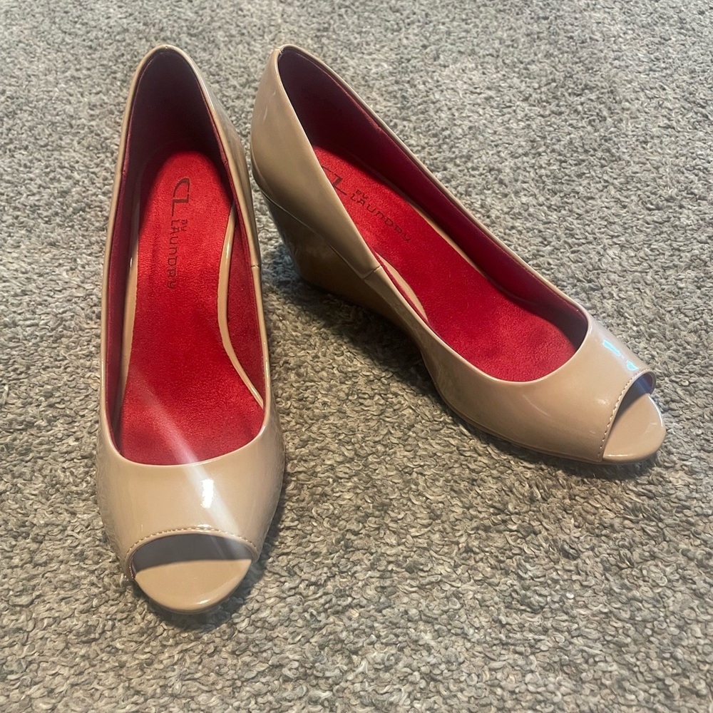 Chinese Laundry Tan Leather Peep Toe Heels | Size 6
